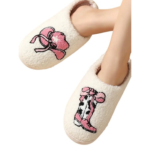 2/$30 NEW Cowboy Boot and Cowboy Hat Size 9-10 Slippers - Picture 10 of 12